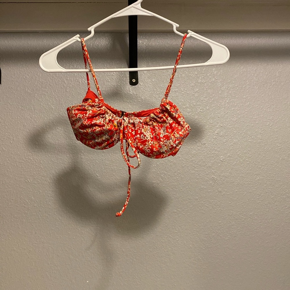 O’Neill bikini top